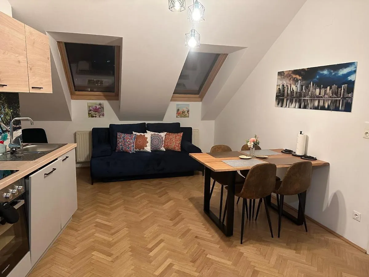 Klimatisiertes Dachgeschoss City Apartment In Zentrum Wiens 0*, Wiedeń Austria